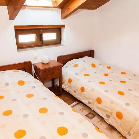 Apartmán Hilltop Restful Maisonette In Downtown!