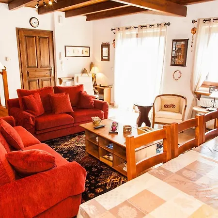 Hilltop Restful Maisonette In Downtown! Arachova